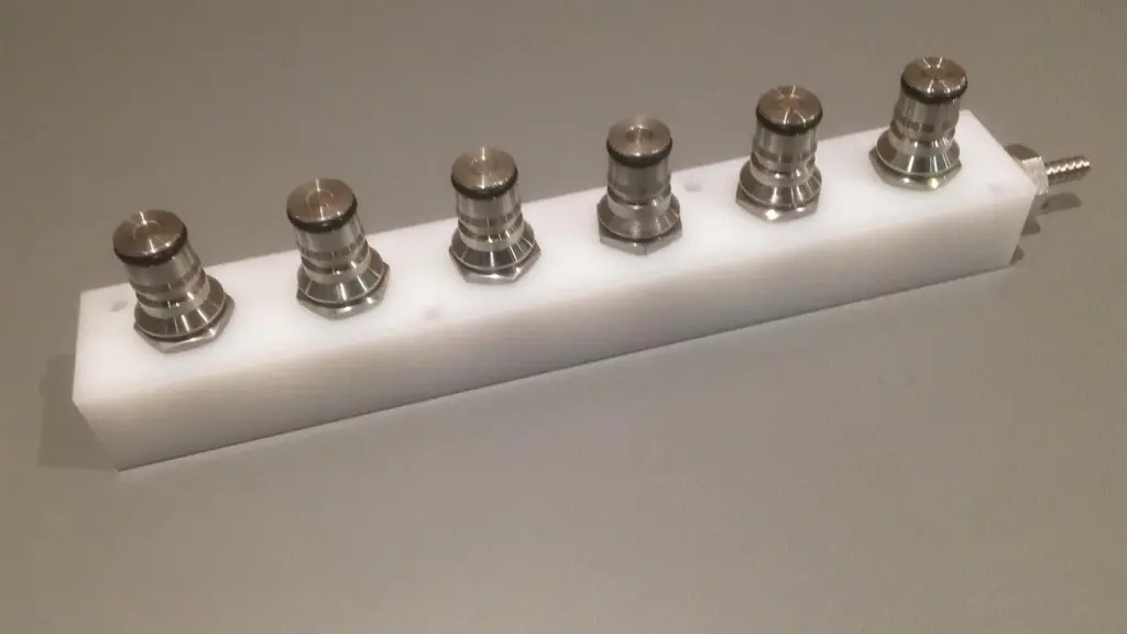 Reinigungspfeife AFG für 6 NC-Anschl. inkl. Schlauch 